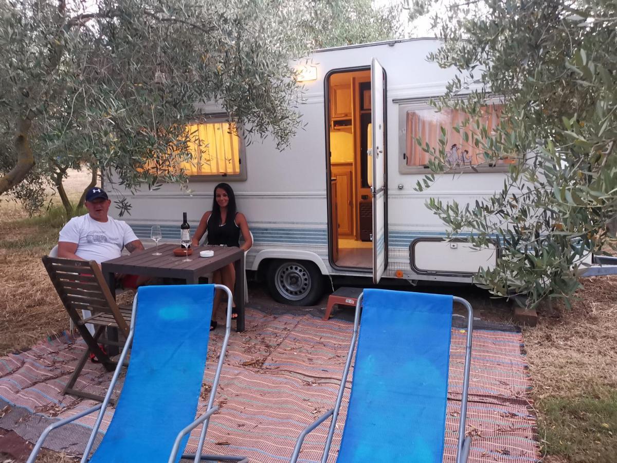 Jacuzi Cottage In The Olive Grove Pula Exterior photo
